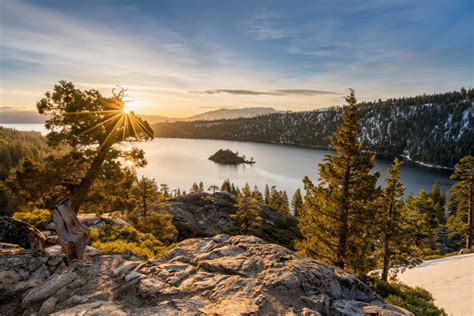 Can you take dogs to Emerald Bay?