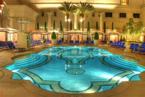 Can You Use Other Caesars Pools In Vegas?