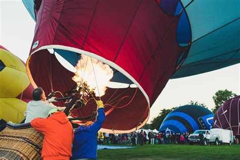 Can You Walk Around In A Hot Air Balloon?