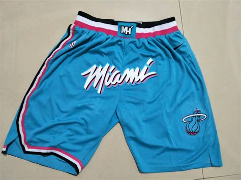 Can You Wear Shorts To Clubs In Miami?