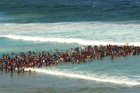 Do People Swim In South Beach?