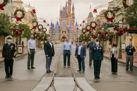 Do veterans get into Disney for free?