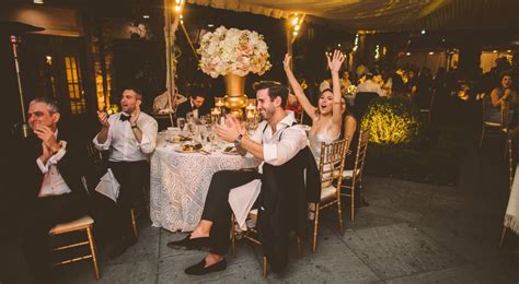 Do you feed your photographer wedding?