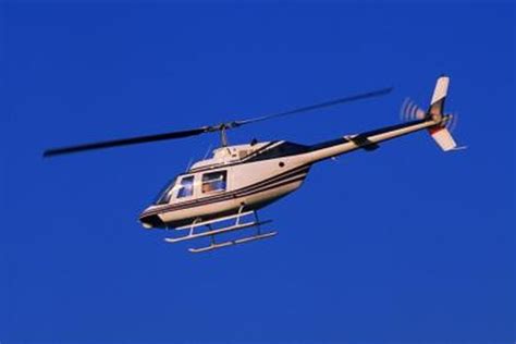 Do you need 20 20 vision to fly a helicopter?