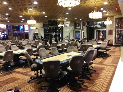 Does Caesars Palace Have A Poker Room?