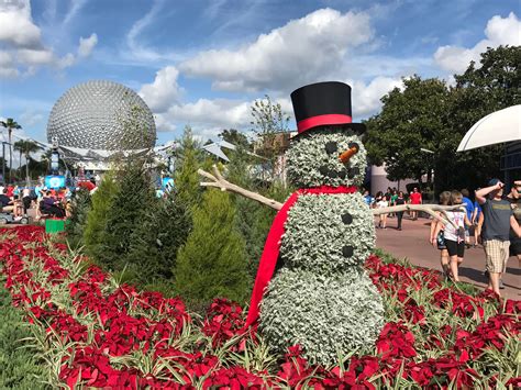 Does Epcot Get Decorated For Christmas?