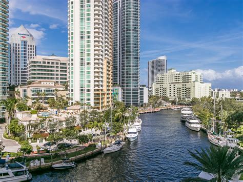 Does Fort Lauderdale Have A Downtown Area?