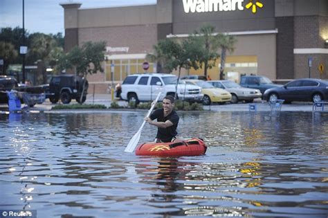 Does it rain a lot in Florida Panhandle?