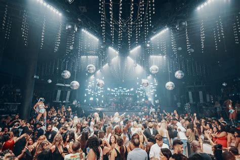 Does Miami have good nightlife?