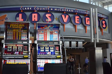 Does Vegas Airport Have Casino?