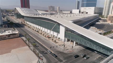 How big is the Las Vegas convention center?