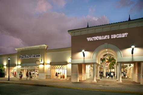 How far is Kissimmee from Orlando Premium Outlets?