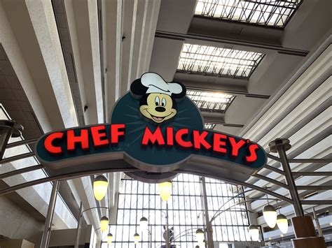 How hard is it to get a chef mickey reservation?