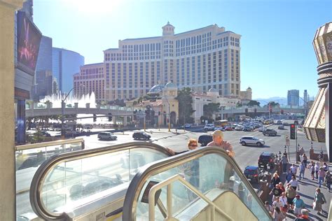 How Long Does It Take To Walk Up And Down The Vegas Strip?