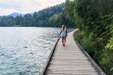 How long is Round Lake Walk?