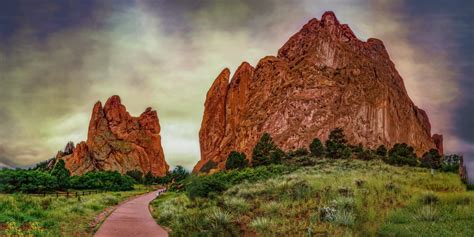 How Long Is The Road Through Garden Of The Gods?