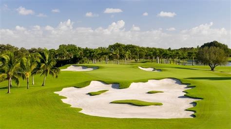 How many golf courses are on Florida?