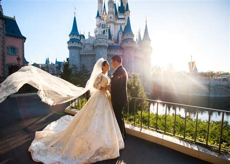 How much does it cost to get married at Disney World in front of the castle?