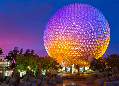 How much does it cost to go to Epcot Center?