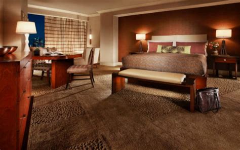 How Much Is A Day Bed At Mandalay Bay?