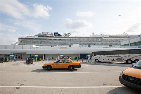 How much is a taxi to Miami cruise terminal?