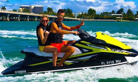 How old do you have to be to go jetskiing in Miami?