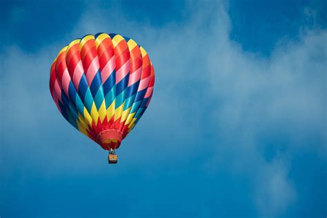 Is A Hot Air Balloon Warm?