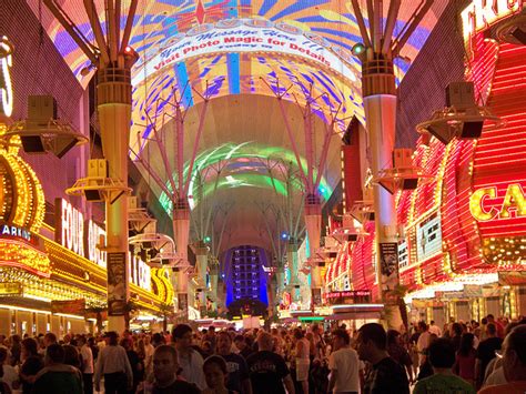 Is Fremont Street Kid Friendly?