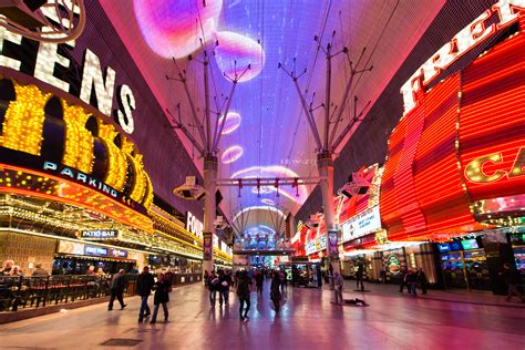 Is Fremont Street Only 21 And Over?