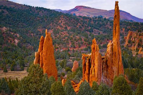 Is Garden of the Gods hard to walk?