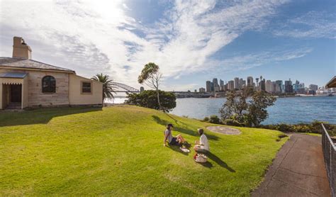 Is Goat Island open to the public?