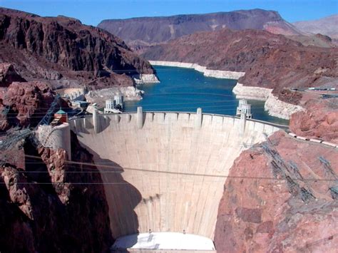 Is Hoover Dam On The Way To Grand Canyon From Las Vegas?