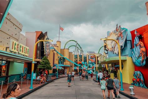 Is Islands of Adventure or Universal better?