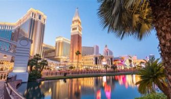 Is It Better To Retire In Las Vegas Or Phoenix?