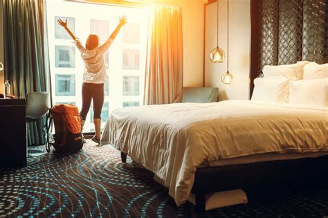 Is It Better To Stay In A Hotel Or Condo?