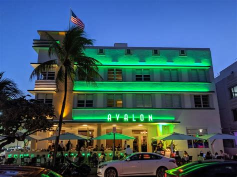 Is It Better To Stay In South Beach Or Downtown Miami?