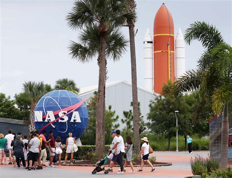 Is Kennedy Space Center More Indoor Or Outdoor?