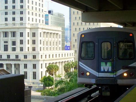 Is Metrorail Free In Miami?