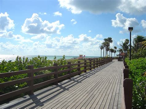 Is Miami Beach Boardwalk free?