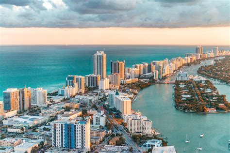 Is Miami Beach Or Downtown Miami Better?