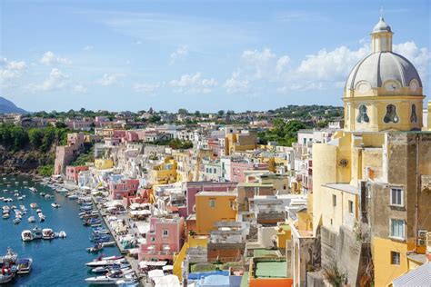 Is Naples worth visiting now?