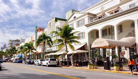 Is Ocean Drive Miami Still Closed?