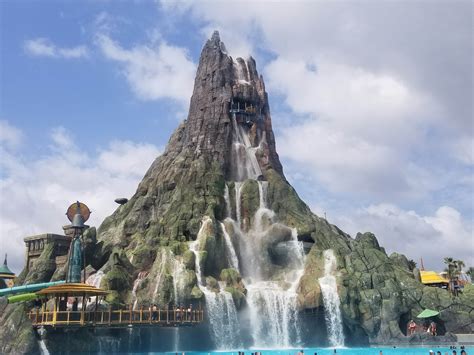 Is one day enough for Volcano Bay?