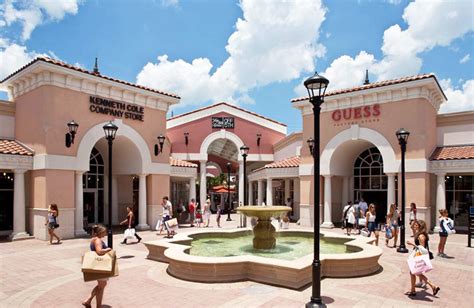 Is Orlando Premium Outlets indoor or outdoor?