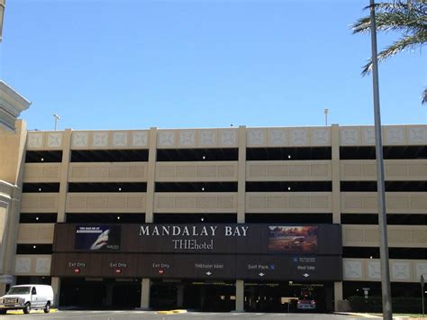 Is Parking Free At Mandalay Bay?