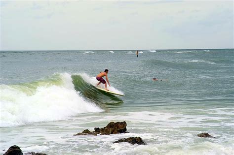 Is Siesta Key Good For Surfing?