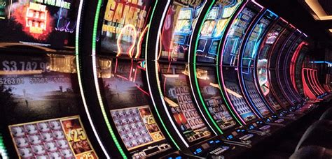 Is There A Better Time To Play Slots At A Casino?