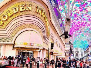 Is There A Dress Code On Fremont Street?