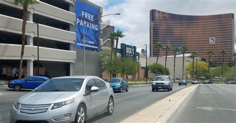 Is There Still Free Parking In Vegas?