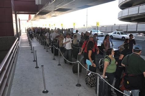 Is Uber Or Taxi Better At Las Vegas Airport?